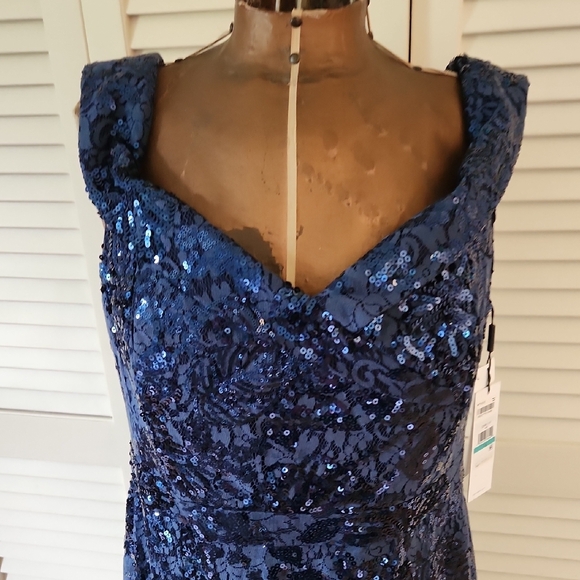 Blue Lace and Sequin Embellished Gown - Picture 7 of 17